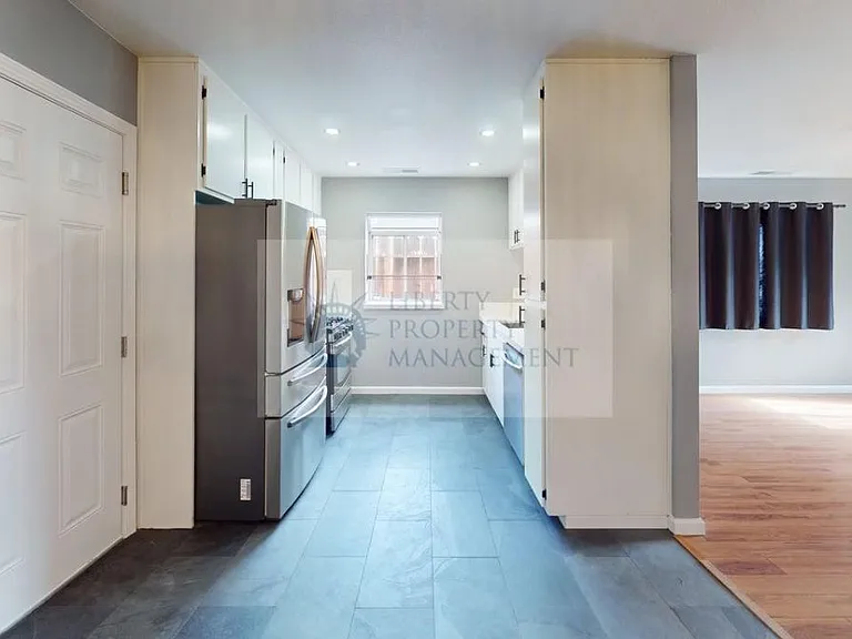 6000 Preakness Dr — Photo 6