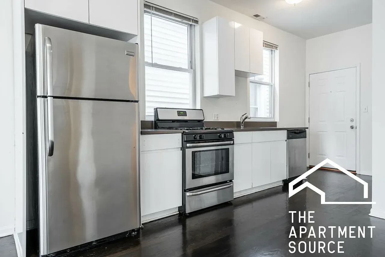 3 bed, 1400 sqft, $3,195 — Photo 4