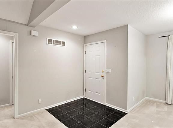4th image of 11835 Virginia Ave