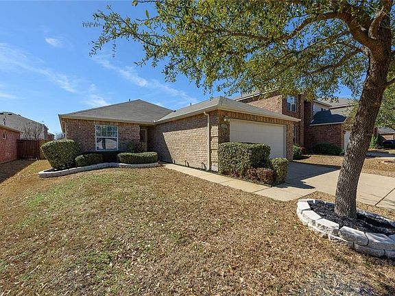 2nd image of 6020 Photinia Ave