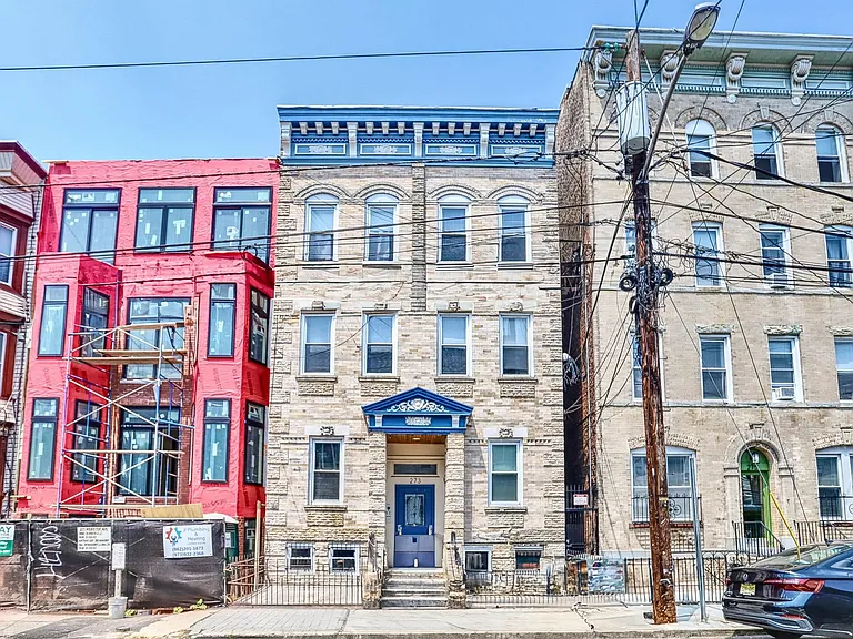 273 Webster Ave #3 — Photo 11