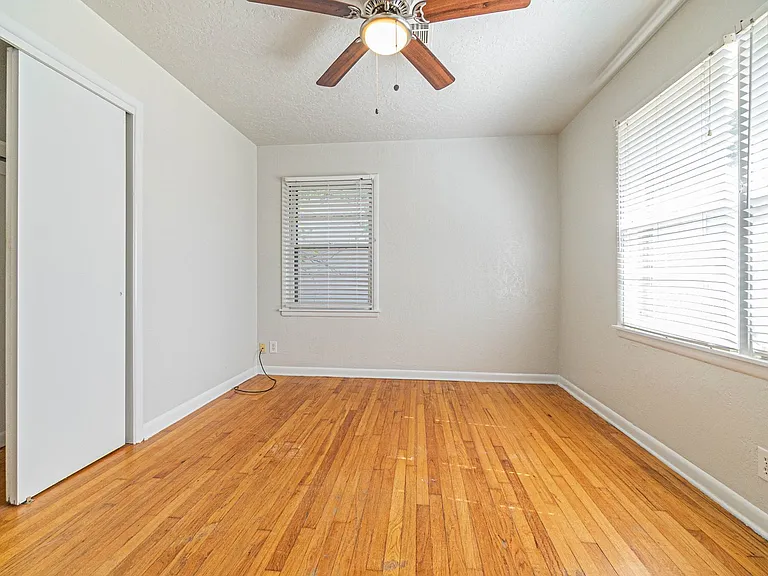 1510 Huntington Way — Photo 16