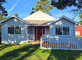 1441 NW 20th St, Lincoln City, OR