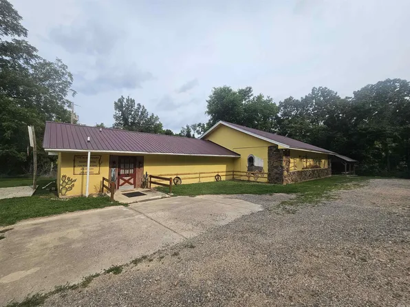 111 Peach St, Marshall, AR 72650