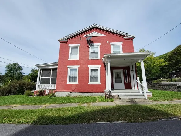 4 Wheeler Ave, Whitehall, NY 12887