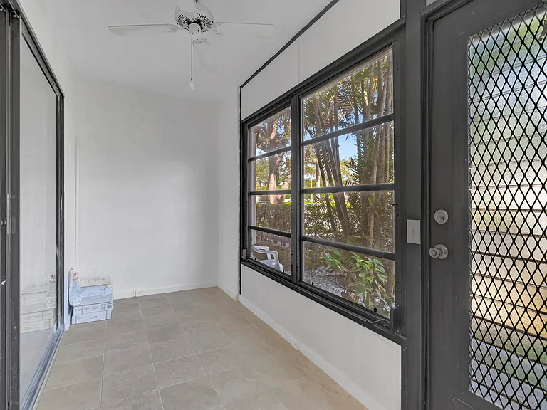 15364 Lakes Of Delray Blvd #45 — Photo 43
