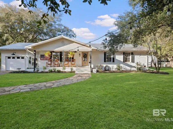 9407 Twin Beech Rd, Fairhope, AL 36532