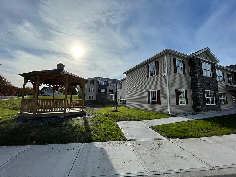 Welcome to the Reserve at Towpath Trail! — Photo 34