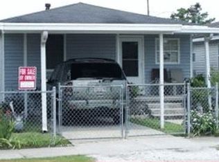 1215 Milton St, Gretna, LA 70053