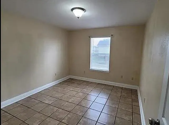 4702 Francis Dr — Photo 5