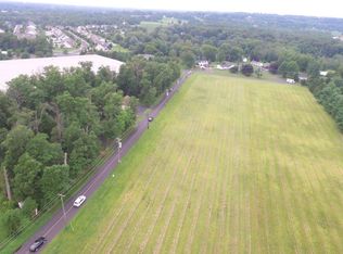 Schoolhouse Rd, Chalfont, PA 18914