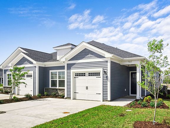 3rd image of 943 Lilyturf Cir #900