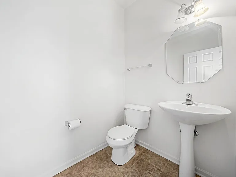 760 Lambert Ln #96-1 — Photo 12