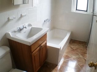 2562 Wallace Ave #2E, Bronx, NY 10467