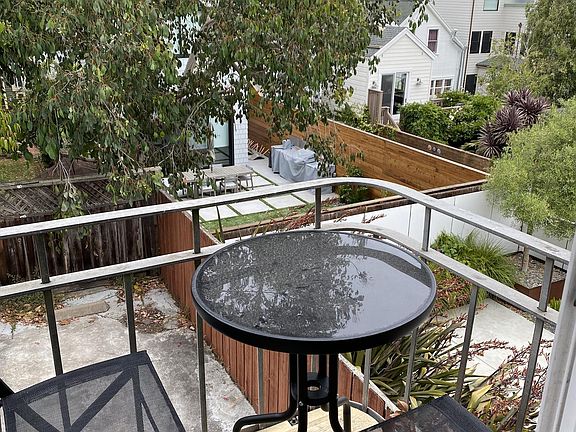 4th image of 462 27th St #3