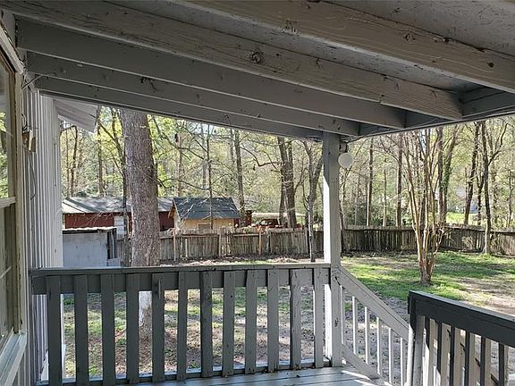4th image of 5816 Pinehurst Dr