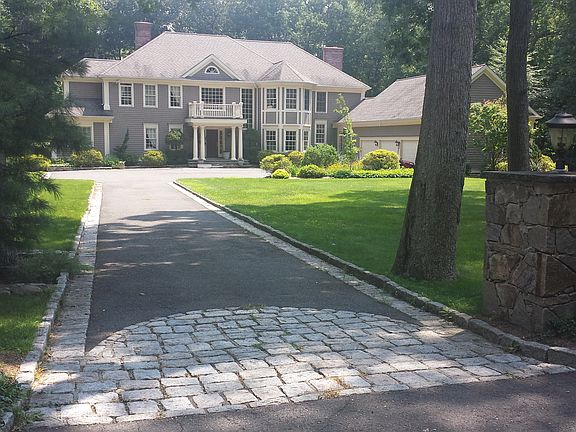 Grand entrance to your Home 