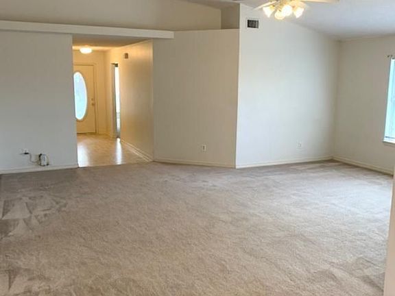 2nd image of 1437 Greystone Dr