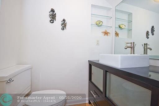 5th image of 333 NE 21st Ave APT 1714