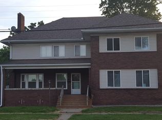 113 S Grove St, Kewanee, IL 61443