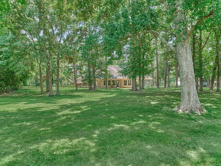 9102 Marshall Ct — Photo 8
