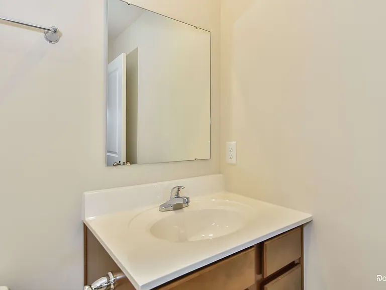 3232 Haskell Ln — Photo 12