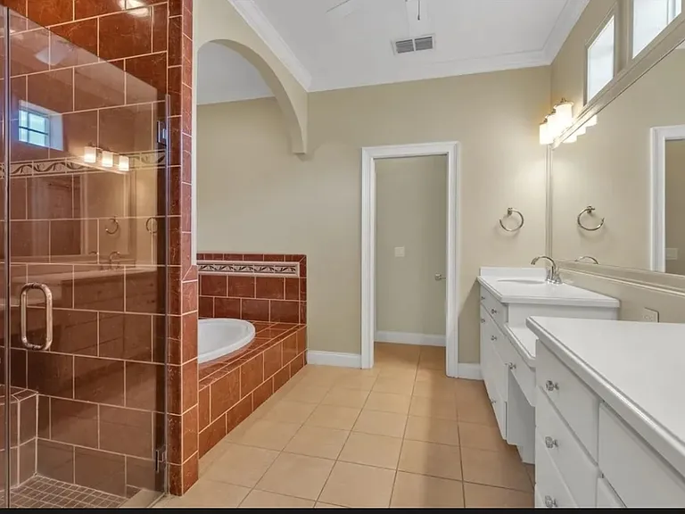 143 Shannon Oaks Dr — Photo 9