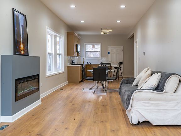 4th image of 6418 S May St