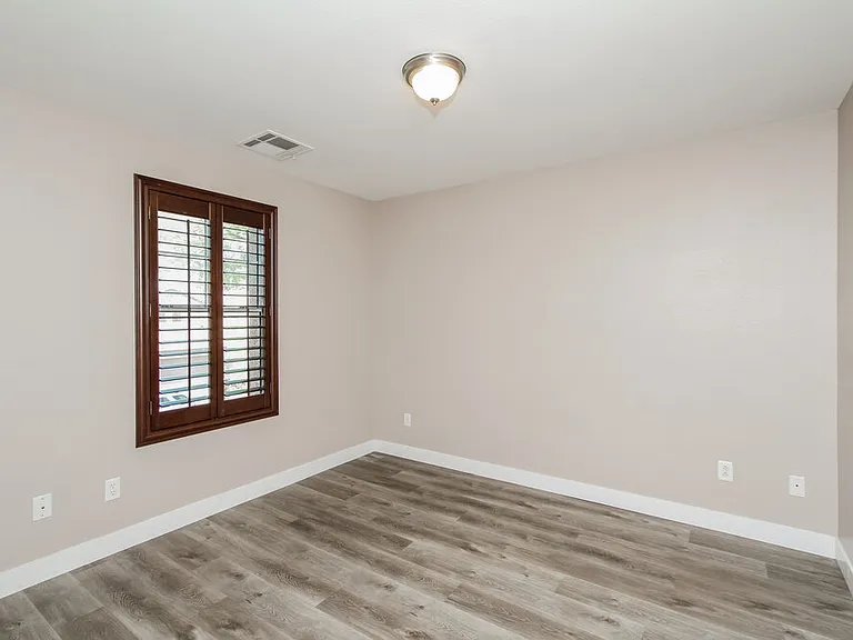 2545 Wild Ambrosia Ave — Photo 8