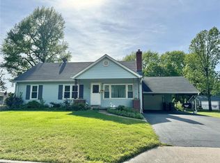 709 S Walnut St, O'Fallon, IL 62269