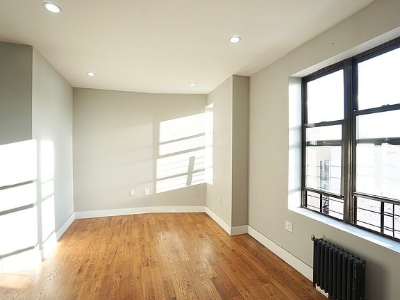 4th image of 25 Fort Washington Ave APT 6A