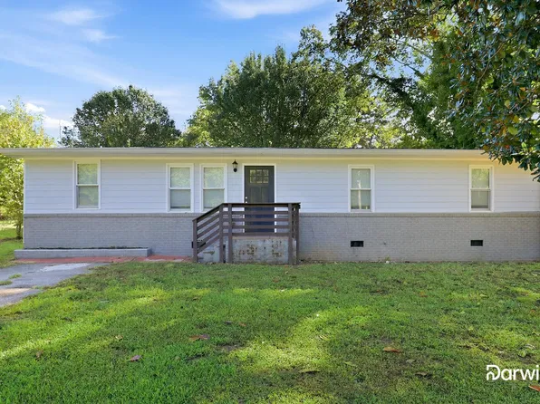 78 Morris Rd, Newnan, GA 30263