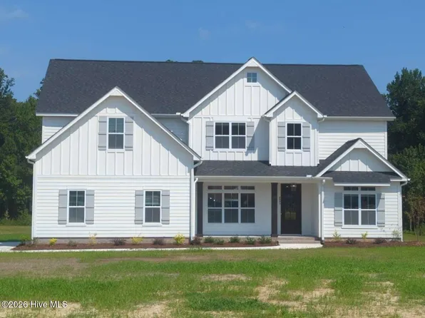 2851 Windflower Lane, Grimesland, NC 27837