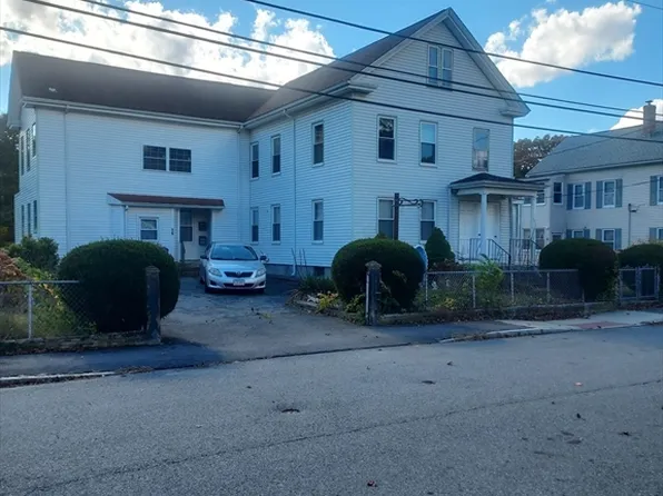 16 Kilton St, Taunton, MA 02780