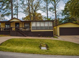 205 Willow Bnd, Onalaska, TX 77360