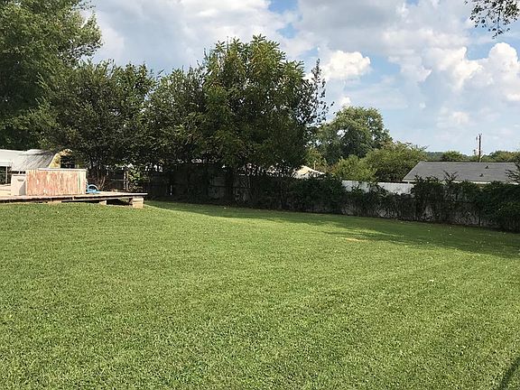 2nd image of 4925 Kingman Dr