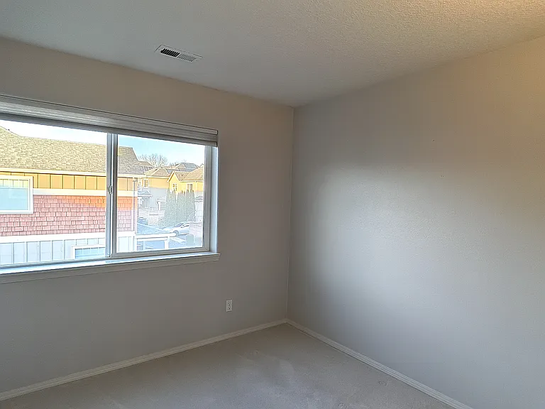 6229 NE Chestnut St — Photo 18