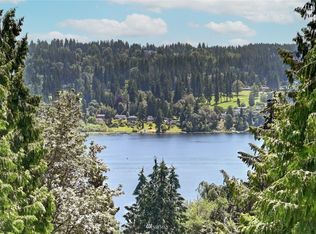 5313 NE 180th St, Lake Forest Park, WA 98155