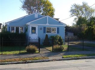 116 Prentice Ave, Pawtucket, RI 02860