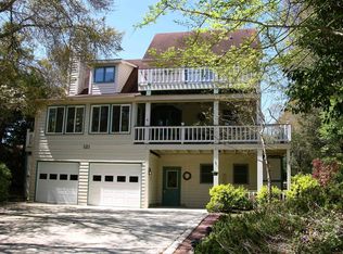 121 Shell Dr, Emerald Isle, NC 28594