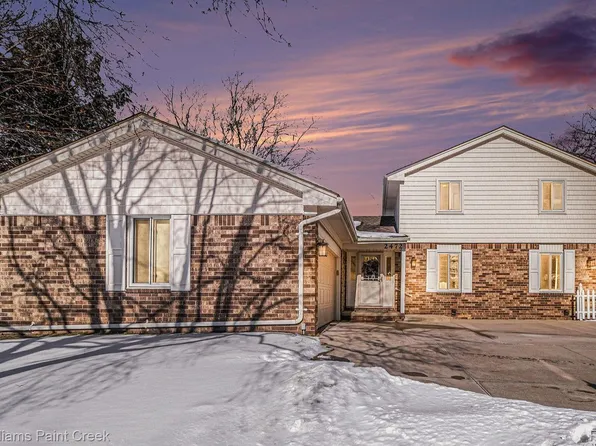 2472 Gemini Dr, Lake Orion, MI 48360