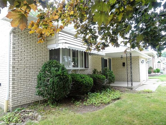 2nd image of 55 Eileen Ct