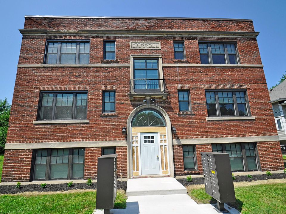 1st image of 629 Carroll St Unit 28