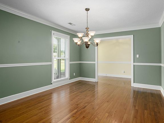 5th image of 2213 Finley Dr