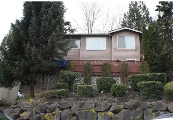 16427 SE 39th Pl, Bellevue, WA 98008