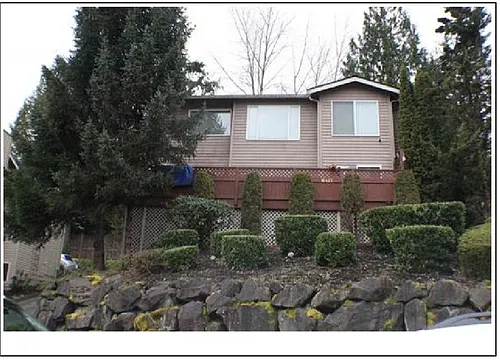 16427 SE 39th Pl Photo 1