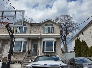 25 Palisade St, Staten Island, NY 10305