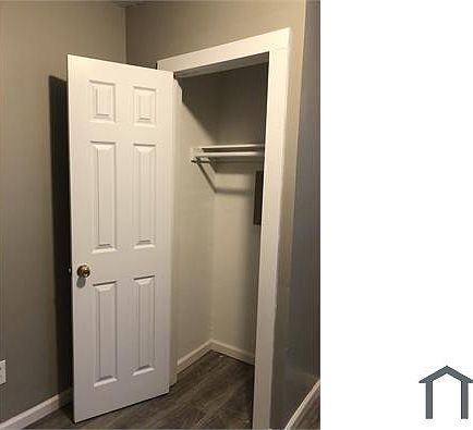 4th image of 47 Van Duzer St #1B