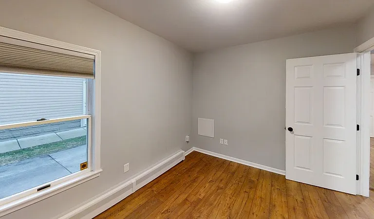 120 N Summit St #1 — Photo 11