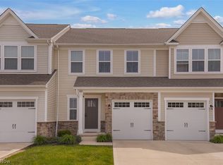 1169 Meadow Run, Akron, OH 44321